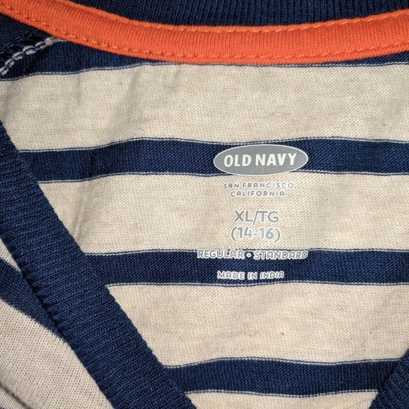 Everyday functional long sleeve T from Old Navy - Picture 4 of 4